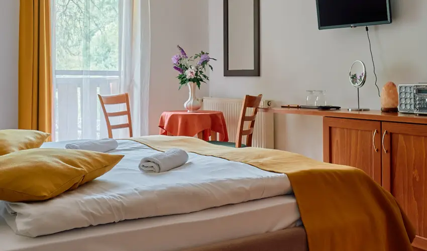 ko-Park Panzi Szarvask - Nyugdjas kedvezmnyes rak reggelis elltssal (1 jtl)