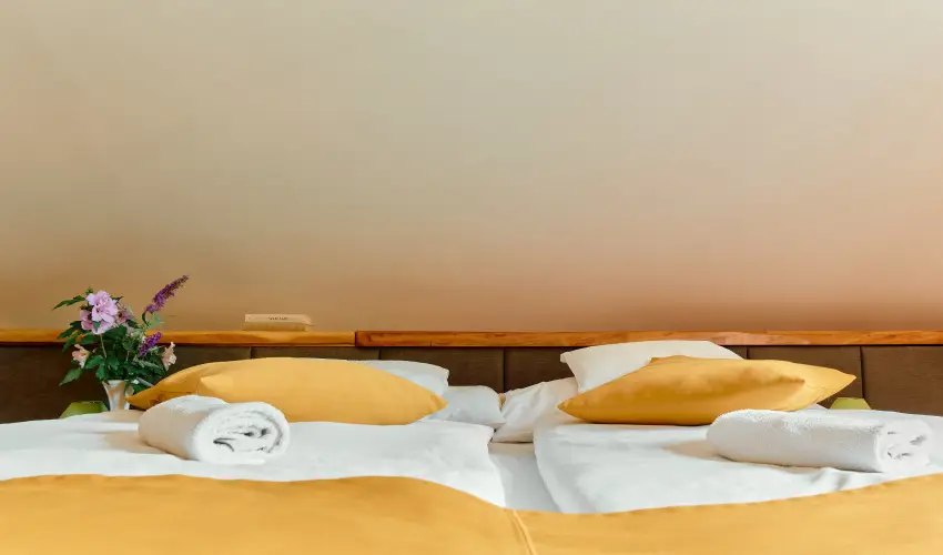 ko-Park Panzi Szarvask - Nyugdjas kedvezmnyes rak reggelis elltssal (1 jtl)