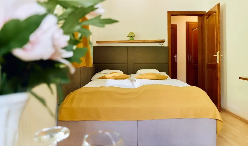 ko-Park Panzi Szarvask - Nyugdjas kedvezmnyes rak reggelis elltssal (1 jtl)