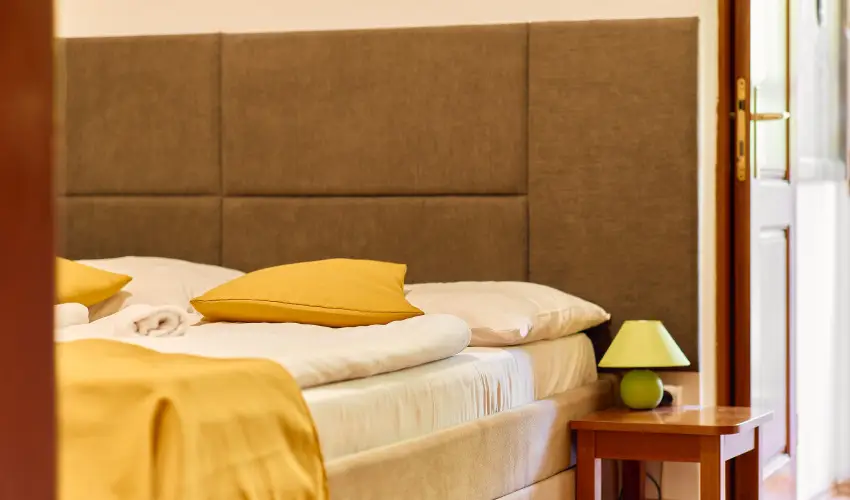 ko-Park Panzi Szarvask - Nyugdjas kedvezmnyes rak reggelis elltssal (1 jtl)