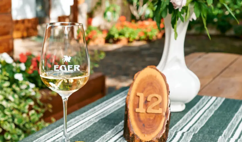 ko-Park Panzi Szarvask - Nyugdjas kedvezmnyes rak reggelis elltssal (1 jtl)