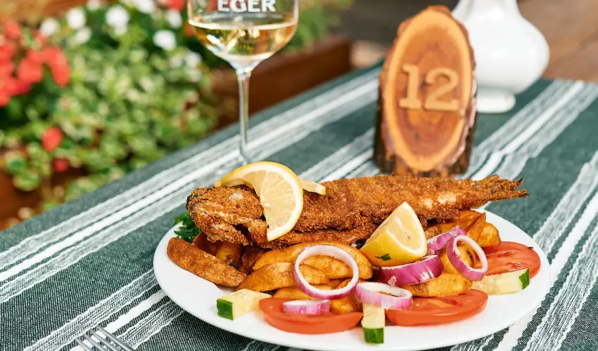 ko-Park Panzi Szarvask - Nyugdjas kedvezmnyes rak reggelis elltssal (1 jtl)