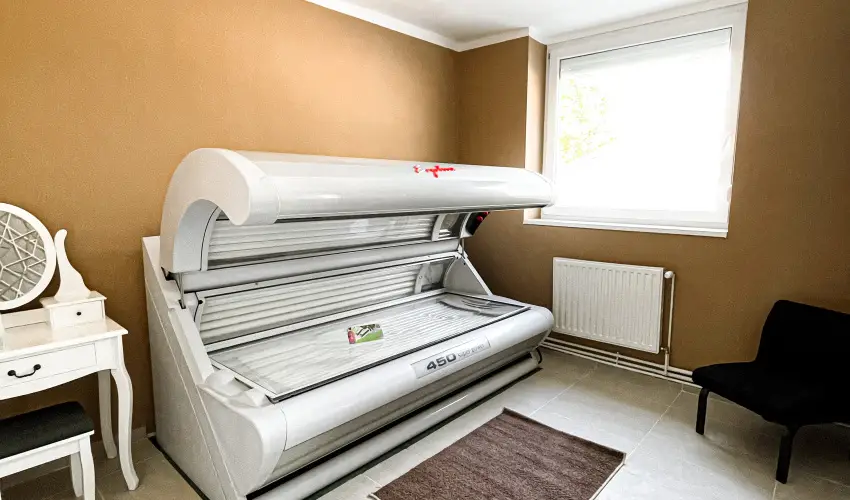 reg-t Hotel Tata - Nyugdjas kedvezmnyes rak reggelis elltssal (1 jtl)