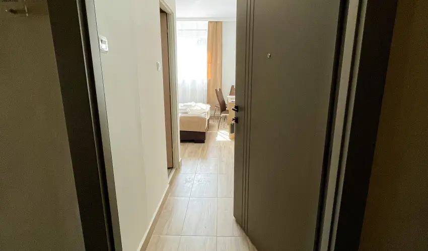 reg-t Hotel Tata - Nyugdjas kedvezmnyes rak reggelis elltssal (1 jtl)