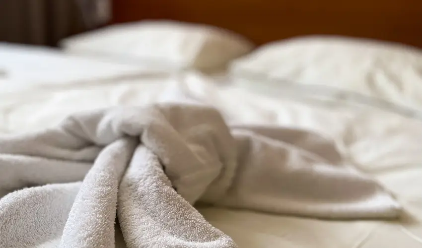 reg-t Hotel Tata - Nyugdjas kedvezmnyes rak reggelis elltssal (1 jtl)