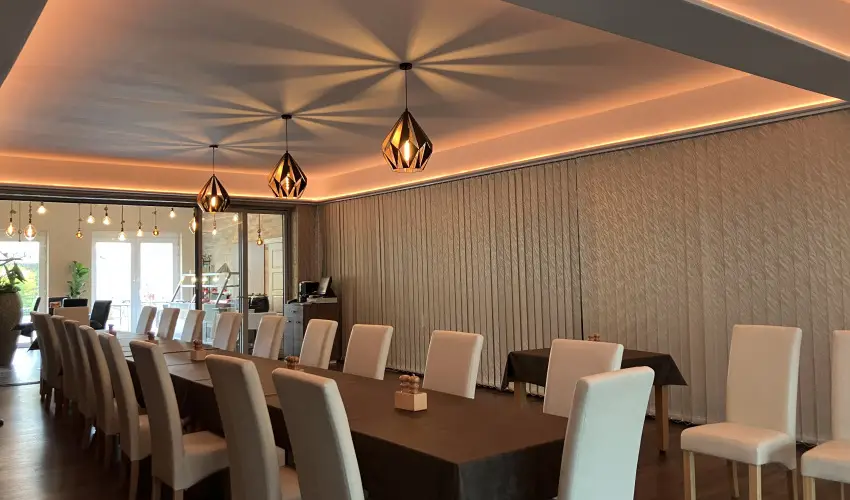 reg-t Hotel Tata - Nyugdjas kedvezmnyes rak reggelis elltssal (1 jtl)