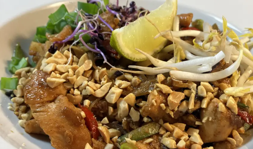 reg-t Hotel Tata - Nyugdjas kedvezmnyes rak reggelis elltssal (1 jtl)