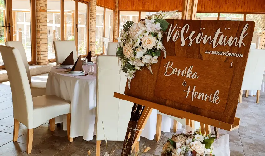 reg-t Hotel Tata - Nyugdjas kedvezmnyes rak reggelis elltssal (1 jtl)