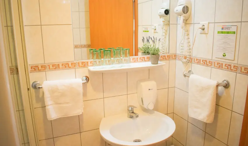 P4W Hotel Residence Szombathely Szombathely - Nyugdjas kedvezmnyes rak reggelis elltssal (1 jtl)