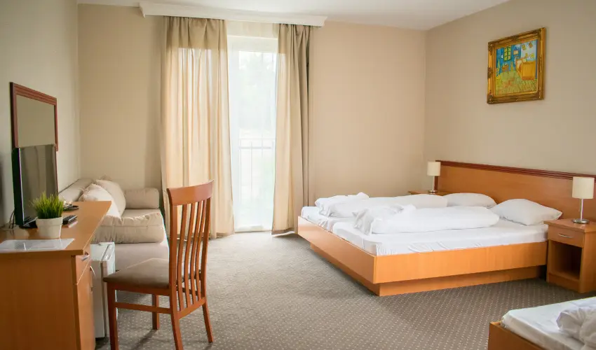 P4W Hotel Residence Szombathely Szombathely - Nyugdjas kedvezmnyes rak reggelis elltssal (1 jtl)