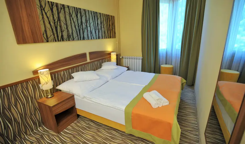 Park Hotel Gyula Gyula - H�tv�gi �lom (min. 2 �j)