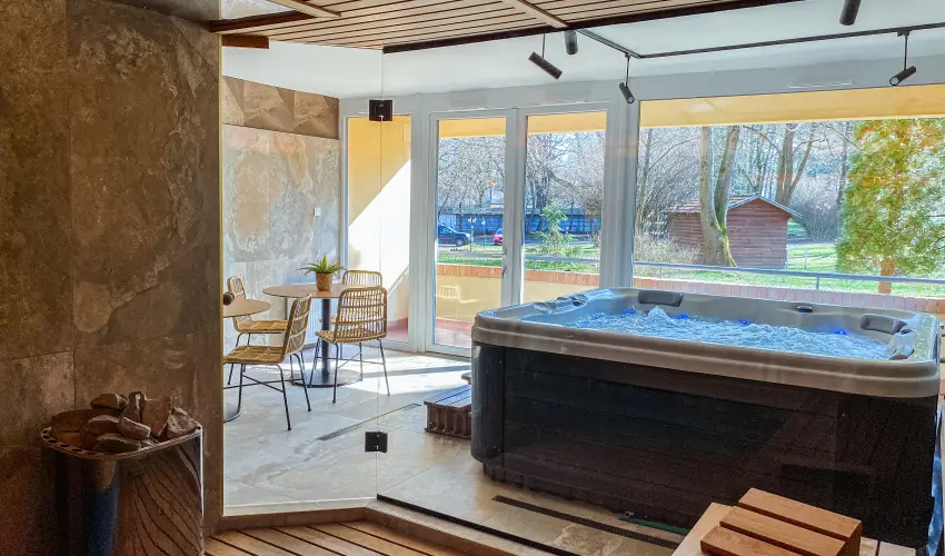 Park Hotel Sst Nyregyhza - Nyugdjas kedvezmnyes rak- teljes elrefizetssel (1 jtl)