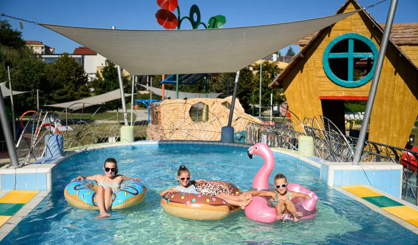 Park Inn by Radisson Zalakaros Resort & Spa Zalakaros - Nagy ny�ri kikapcsol�d�s (1 �jt�l)
