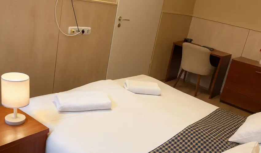 Pl�za Hotel Gyula Gyula - Pihentet� aj�nlat f�rd�bel�p�vel (1 �jt�l)