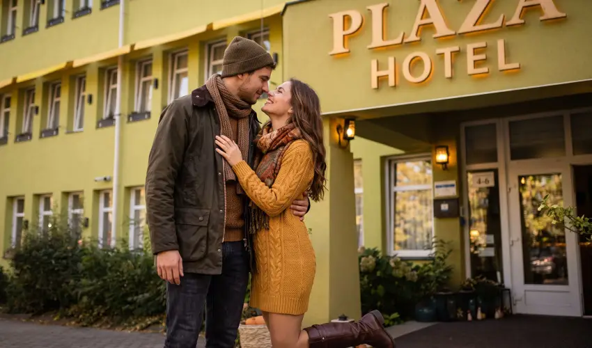 Pl�za Hotel Gyula Gyula - Pl�za �res� reggelis ell�t�ssal (min. 2 �j)