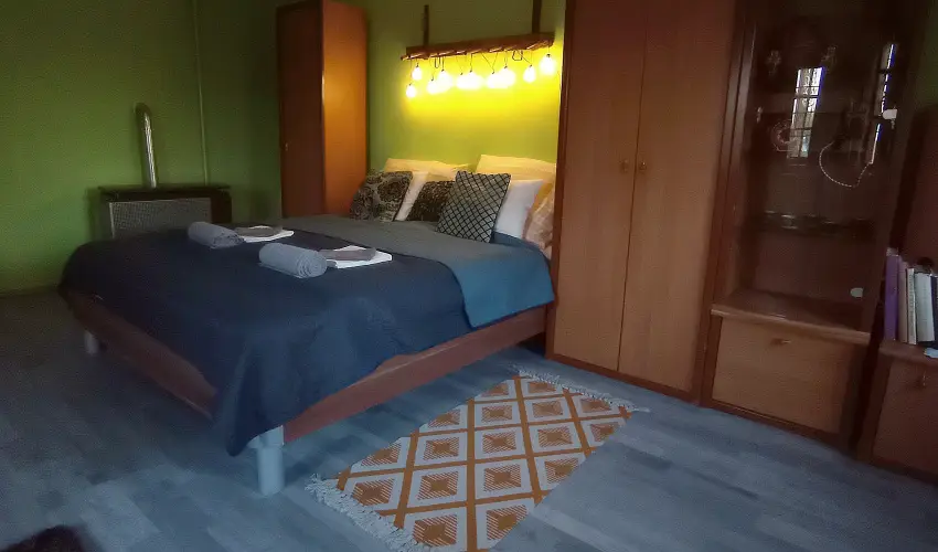 Pni Kuck Vendghz s Minifarm  Hosszvlgy - Nyugdjas kedvezmnyes rak (1 jtl)