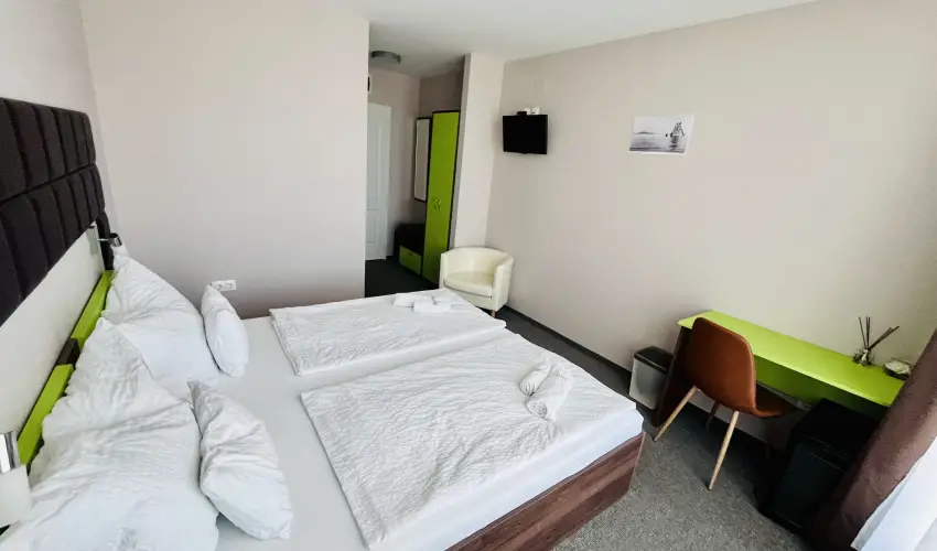 Port tterem & Panzi Balatonmriafrd - Reggelis ajnlat (1 jtl)