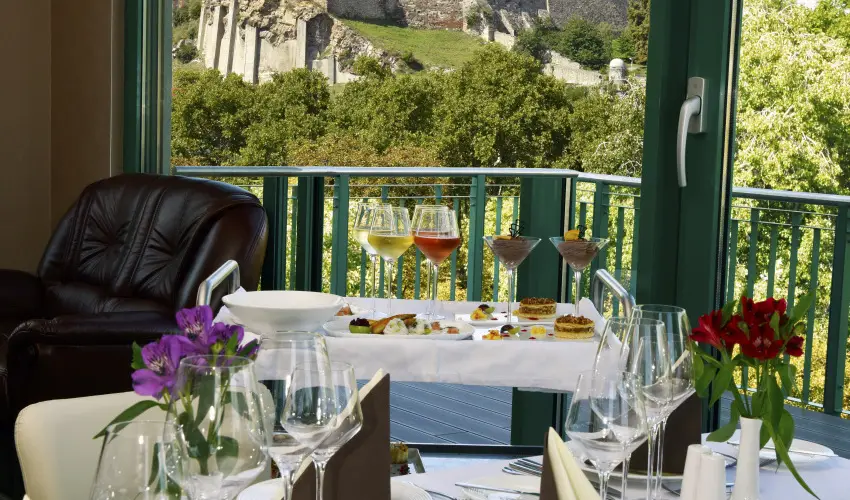 Portobello Wellness & Yacht Hotel Esztergom Esztergom - Wellness pihenés félpanzióval (1 éjtől)