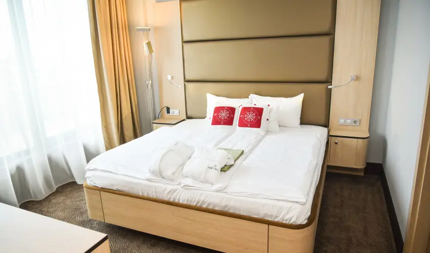 Portobello Wellness & Yacht Hotel Esztergom Esztergom - Wellness pihenés félpanzióval (1 éjtől)