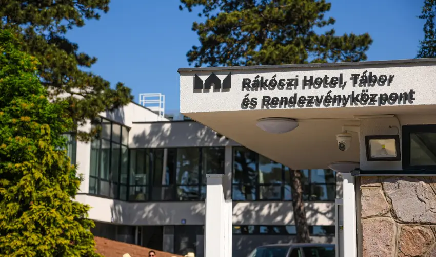 R�k�czi Hotel, T�bor �s Rendezv�nyk�zpont S�toralja�jhely - Tartalmas napok a Zempl�nben (1 �j�l)