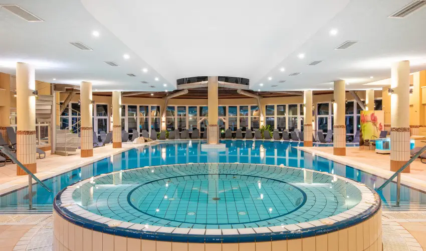 Lotus Therme Hotel & Spa Hvz - Nyugdjas kedvezmnyes rak flpanzival (1 jtl)