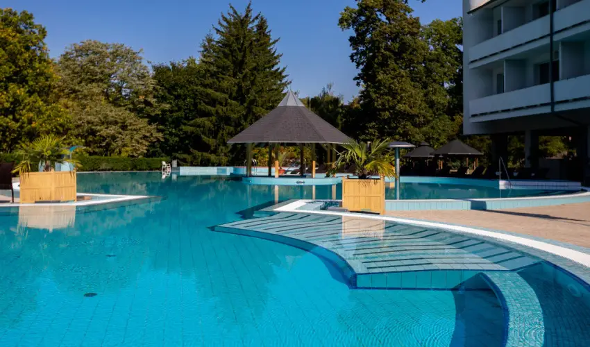 Ambient Hotel & ThermalSPA**** Sikonda - Kedvezmnyes r flpanzival (min. 2 j)