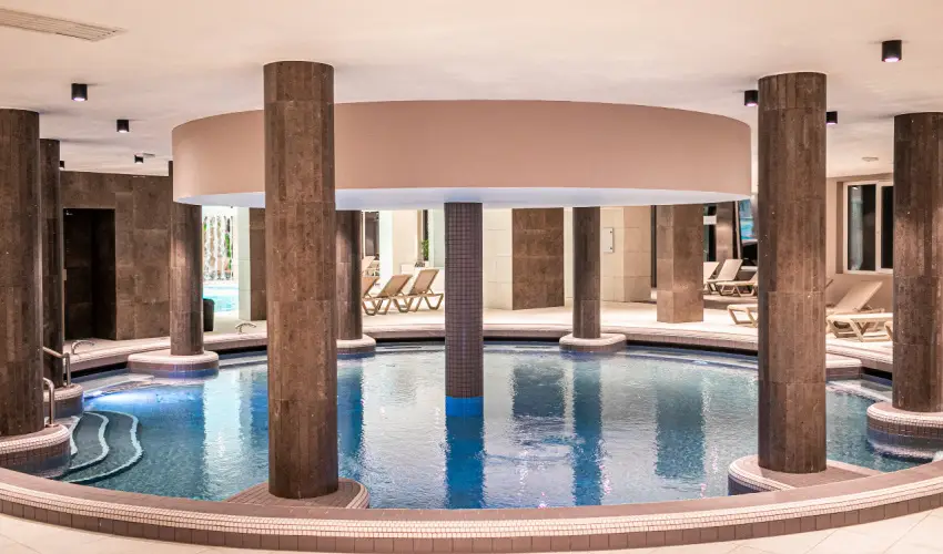 Ambient Hotel & ThermalSPA**** Sikonda - Kedvezmnyes r flpanzival (min. 2 j)