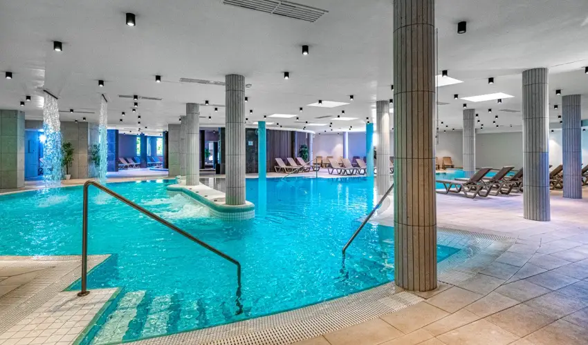 Ambient Hotel & ThermalSPA**** Sikonda - Kedvezmnyes r flpanzival (min. 2 j)