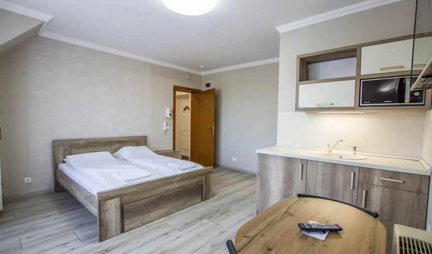 Skorpi Lak Hajdszoboszl - Kt jszaks kikapcsolds (min. 2 j)