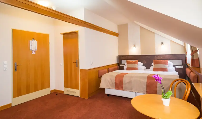 Hotel Spa H�v�z H�v�z - T�f�rd� csomag f�lpanzi�val (min. 2 �j)
