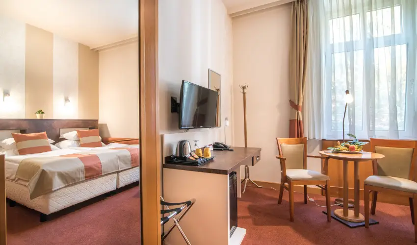 Hotel Spa H�v�z H�v�z - T�f�rd� csomag f�lpanzi�val (min. 2 �j)