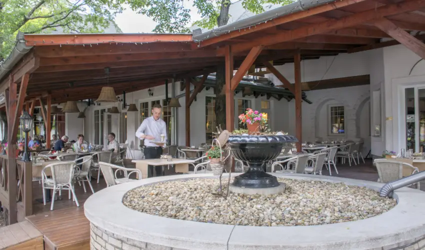 Szalajka Fogad Szilvsvrad - Nyugdjas kedvezmnyes rak reggelis elltssal (1 jtl)