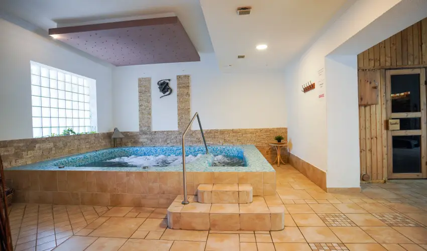 Szalajka Fogad Szilvsvrad - Nyugdjas kedvezmnyes rak reggelis elltssal (1 jtl)