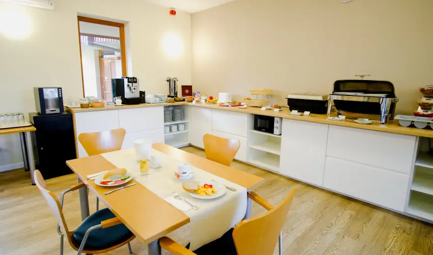 Hotel Adalbert - Szent Gyrgy Hz Esztergom - Nyugdjas kedvezmnyes rak reggelis elltssal (1 jtl)