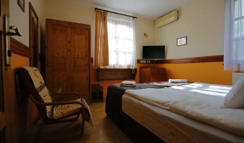 Szent István Hotel Eger - Nyugdíjas kedvezményes árak reggelis ellátással (1 éjtől)