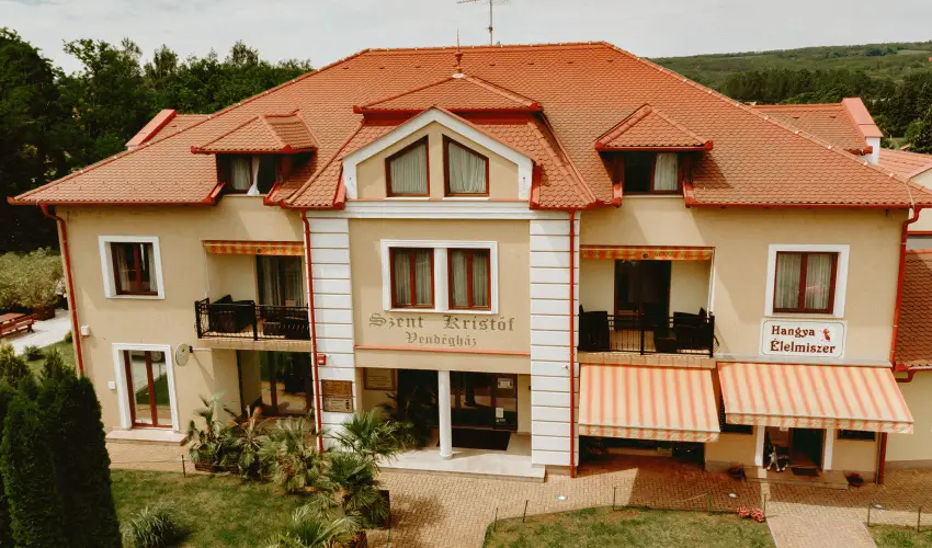 Szerencsemk Panzi Kehidakustny - Nyugdjas kedvezmnyes rak flpanzival (1 jtl)