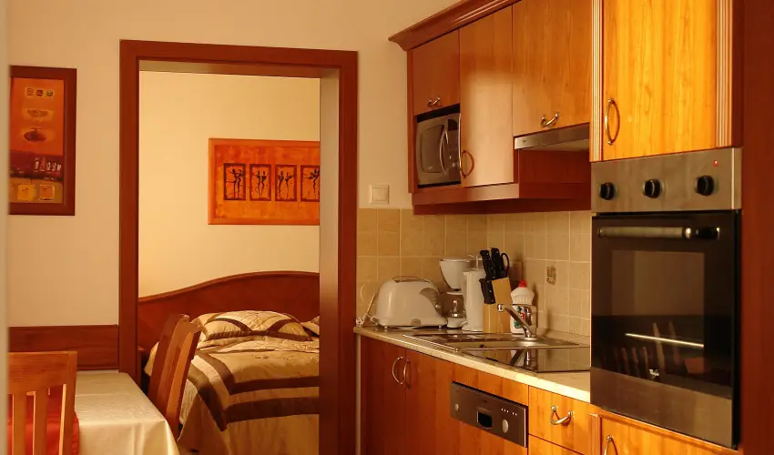 Szerencsemk Panzi Kehidakustny - Nyugdjas kedvezmnyes rak flpanzival (1 jtl)