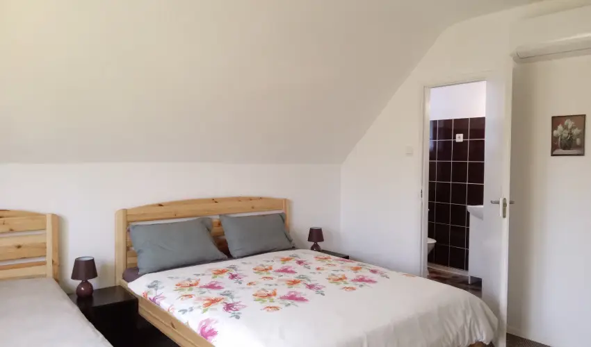 Szieszta Apartman Agrd - Nyugdjas kedvezmnyes r reggelivel (1 jtl)