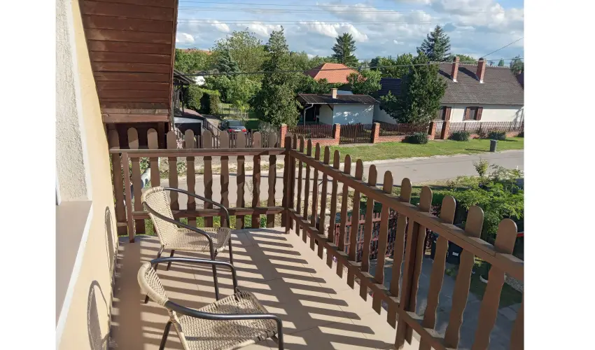 Szieszta Apartman Agrd - Nyugdjas kedvezmnyes r reggelivel (1 jtl)