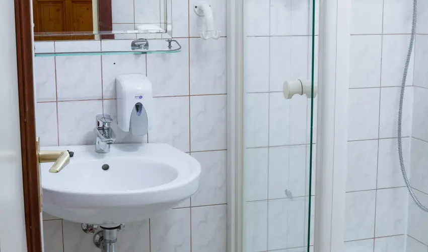 Wellness Hotel Szindbd  Balatonszemes - vindt Szllsvadszat Balatonszemesen (min. 2 j)