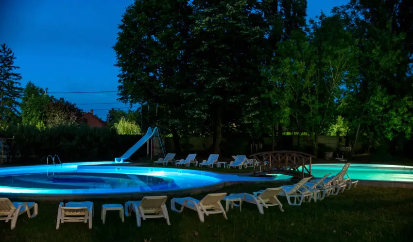 Wellness Hotel Szindbd  Balatonszemes - vindt Szllsvadszat Balatonszemesen (min. 2 j)