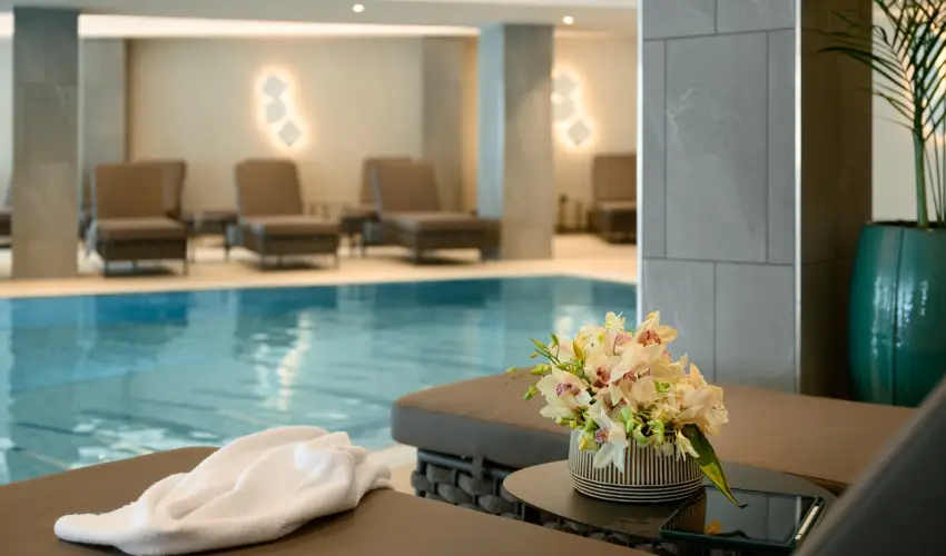 Kenese Bay Garden Resort & Conference Balatonkenese - Nyugdjas kedvezmnyes r flpanzival (1 jtl)