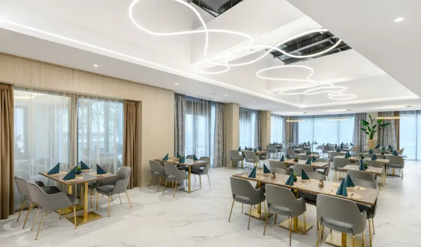 Kenese Bay Garden Resort & Conference Balatonkenese - Nyugdjas kedvezmnyes r flpanzival (1 jtl)