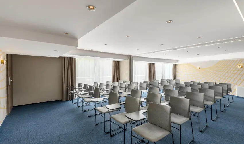 Kenese Bay Garden Resort & Conference Balatonkenese - Nyugdjas kedvezmnyes r flpanzival (1 jtl)