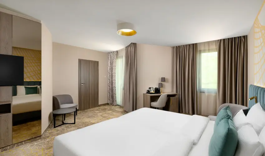 Kenese Bay Garden Resort & Conference Balatonkenese - Nyugdjas kedvezmnyes r flpanzival (1 jtl)