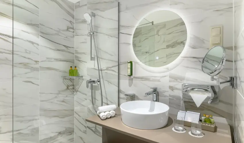 Kenese Bay Garden Resort & Conference Balatonkenese - Nyugdjas kedvezmnyes r flpanzival (1 jtl)