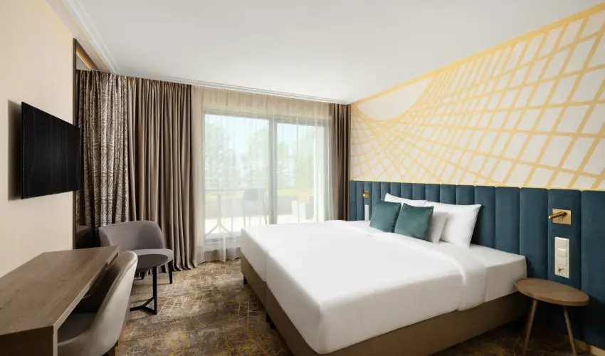 Kenese Bay Garden Resort & Conference Balatonkenese - Nyugdjas kedvezmnyes r flpanzival (1 jtl)