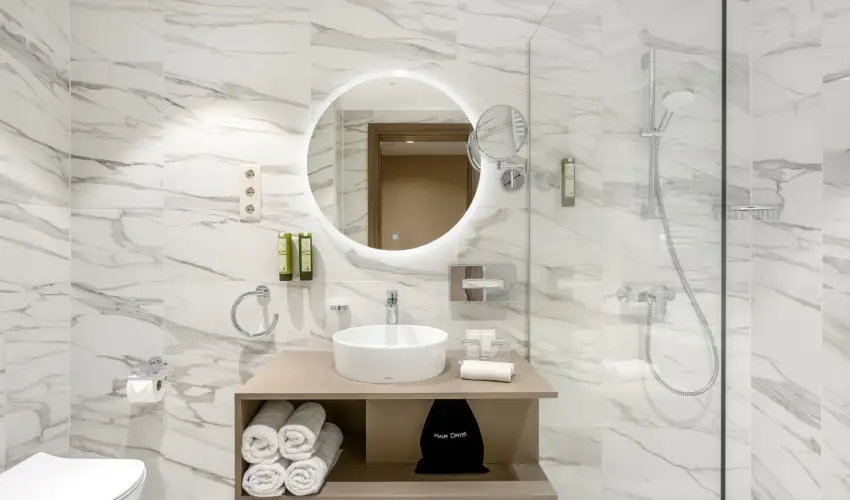 Kenese Bay Garden Resort & Conference Balatonkenese - Nyugdjas kedvezmnyes r flpanzival (1 jtl)