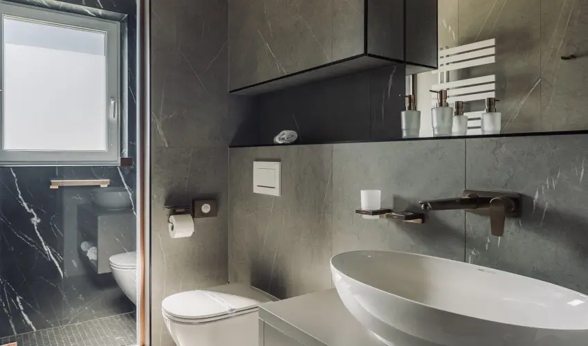 Aqua Hotel Term�l Mosonmagyar�v�r - Nyugd�jas kedvezm�nyes �r f�lpanzi�val, f�rd�bel�p�vel (1 �jt�l)