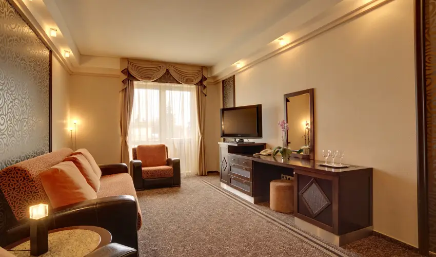 Hunguest Hotel Apollo Hajd�szoboszl� - T�li akci� 20% kedvezm�nnyel (min. 2 �j)